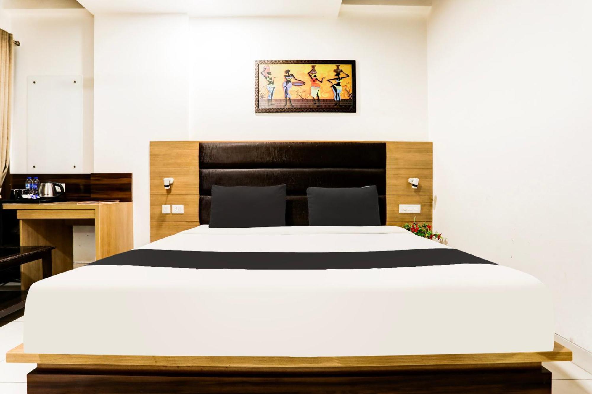 Hotel O Jmk New Delhi